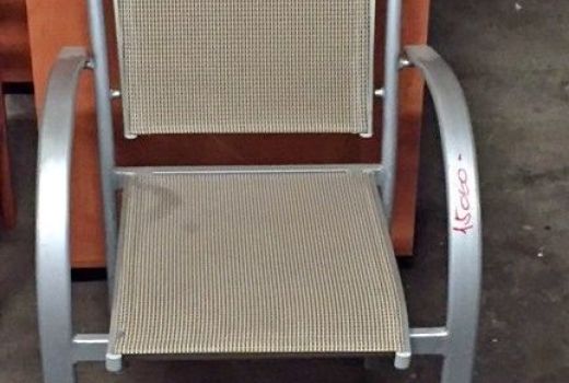 Kültérre és beltérre is egyaránt használható szék