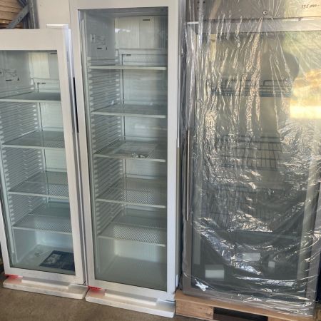 Liebherr MRFvc 4011 400 literes hűtő, ventilációs, fehér, üvegajtós