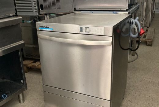 Winterhalter GS 315 professzionális pohár-tányérmosogatógép, automata adagolókkal, ürítőszivattyúval