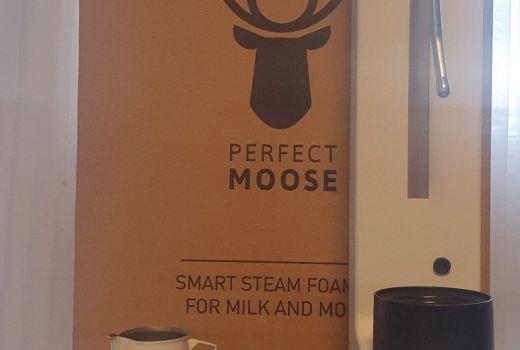 Tejhabosító Perfect Moose Greg fehér