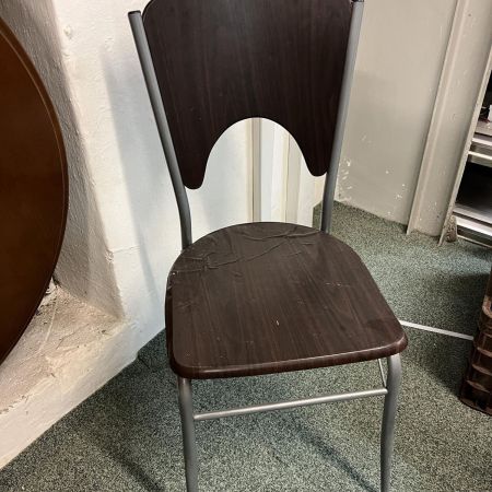 Kerek asztal + 4 db szék