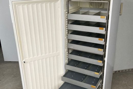 Liebherr  profi line fiókos hűtő- 352 L