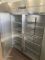 LEC 1400 literes hűtő, GN 2/1-es, teleajtós, rozsdamentes, görgős