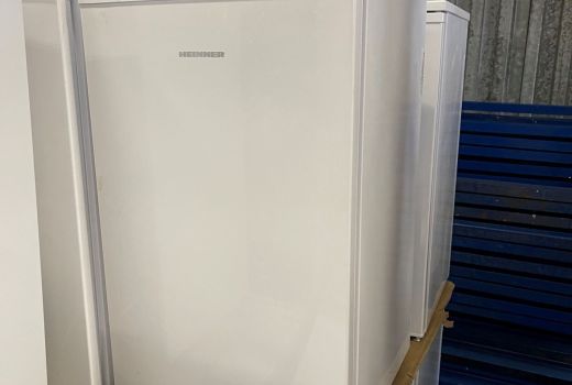 Fehér színű Heinner HF-V89F+ hűtő kis fagyasztóval - használt hűtő